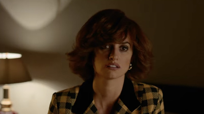 Penélope Cruz in bed in a scene