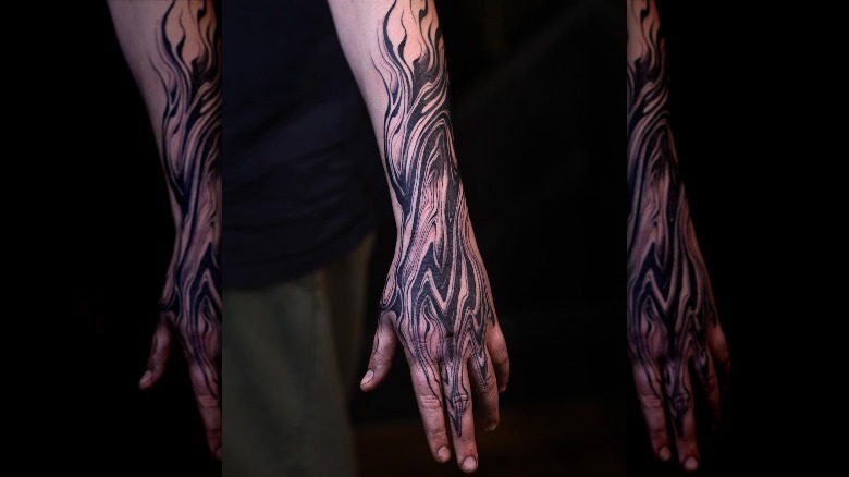 What You Should Know About The Abstract Tattoo Trend