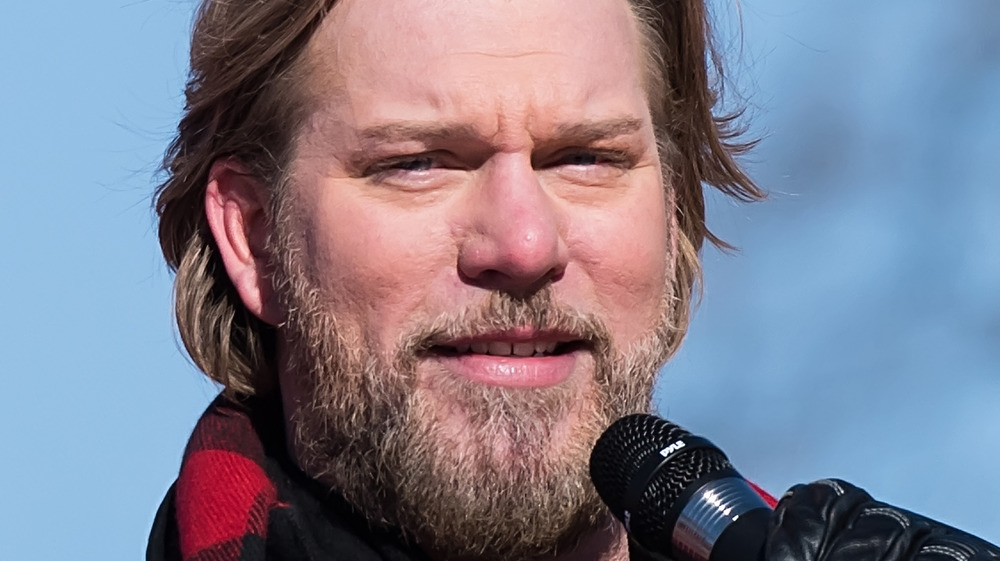 Craig Wayne Boyd singing outside