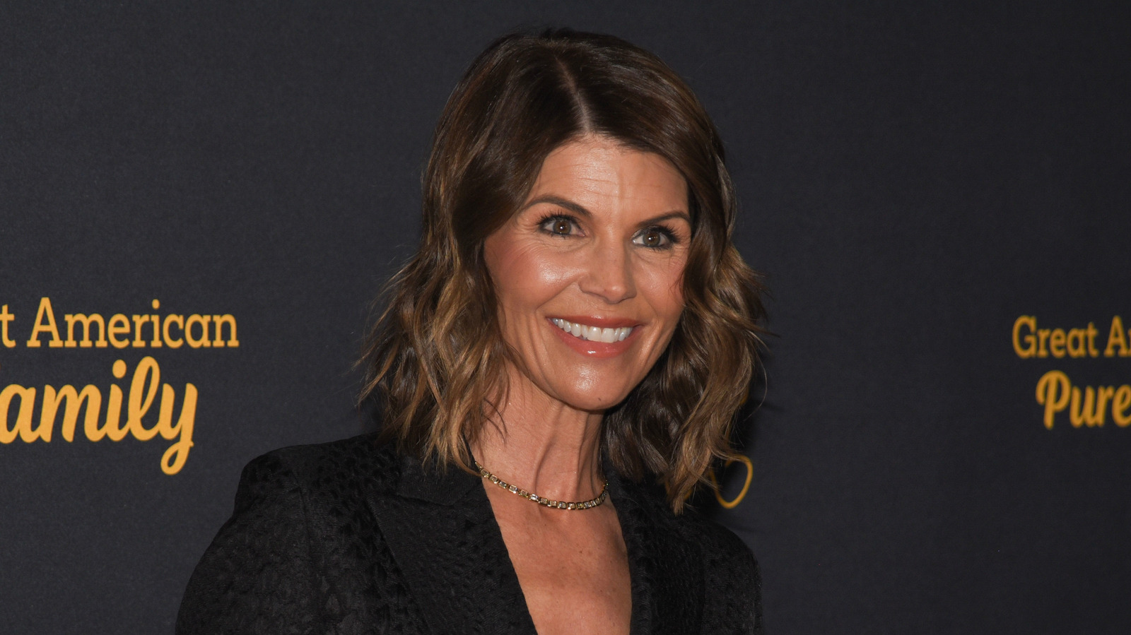 Whatever Happened To Hallmark's Lori Loughlin? What She's Been Doing(02)