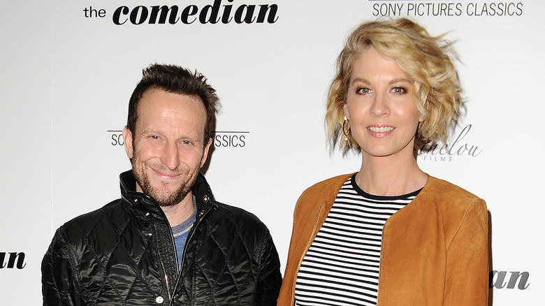 Bodhi Elfman posing with wife Jenna Elfman in 2017