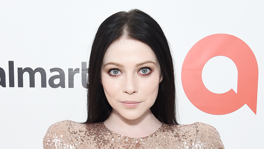 Michelle Trachtenberg on a red carpet 