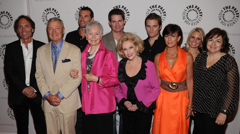 "As the World Turns" cast posing