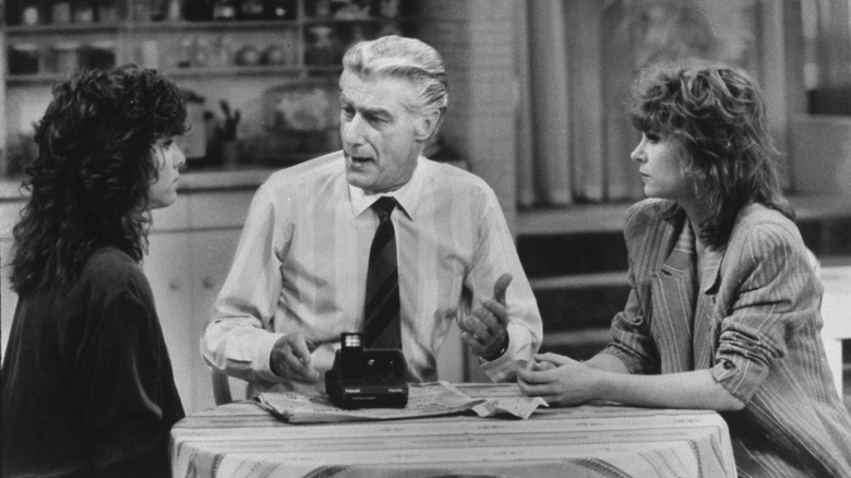 Kristy McNichol, Richard Mulligan and Dinah Manoff in a scene from Empty Nest