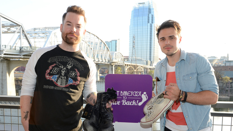 David Cook and Kris Allen in July 2014