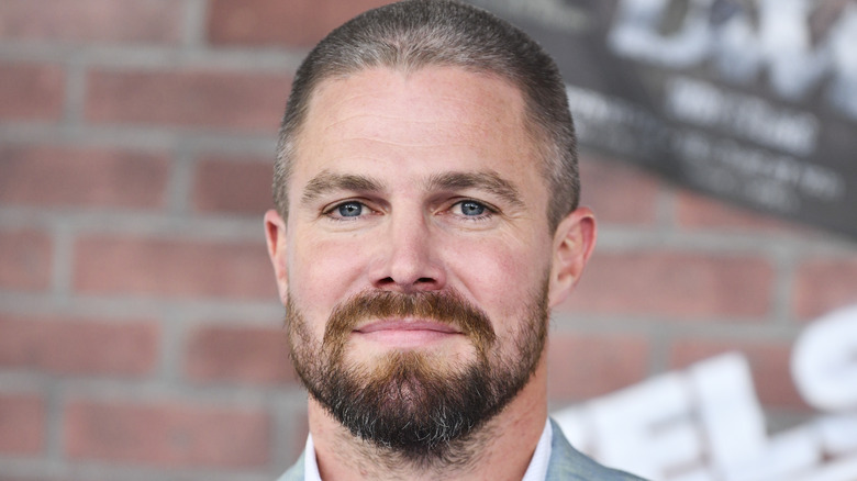 Stephen Amell smiling