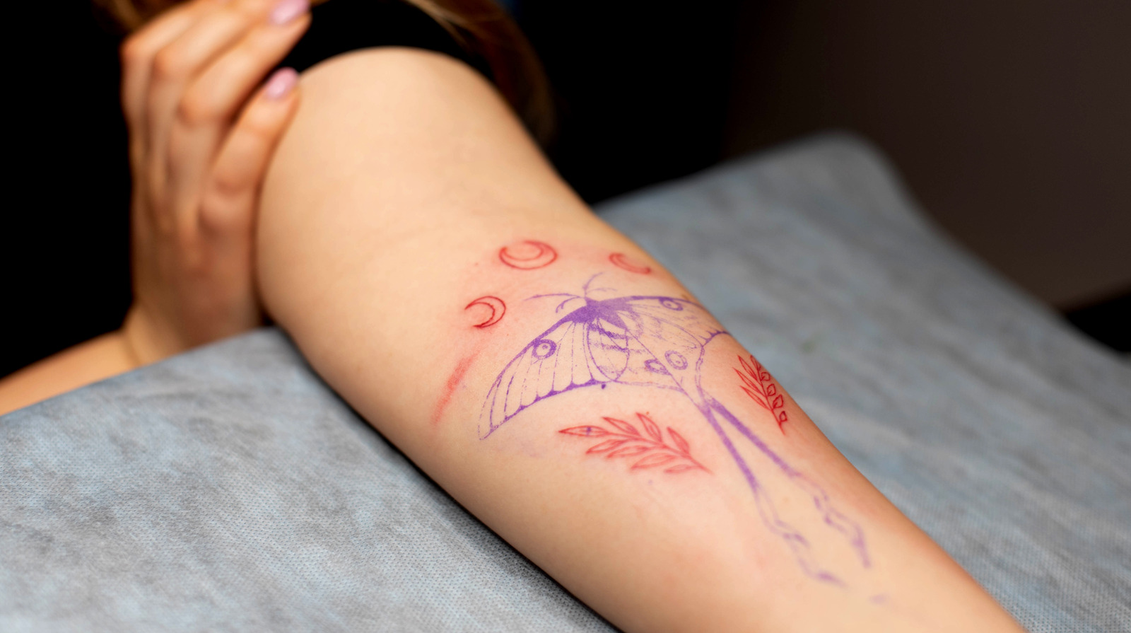 When Do Tattoos Start Peeling? When Do Tattoos Start Peeling?