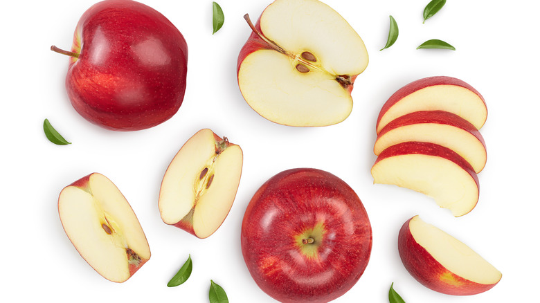 various red apples