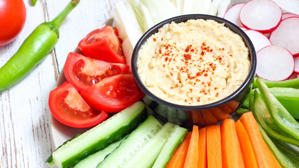 When You Eat Hummus Every Day, This Is What Happens To Your Body