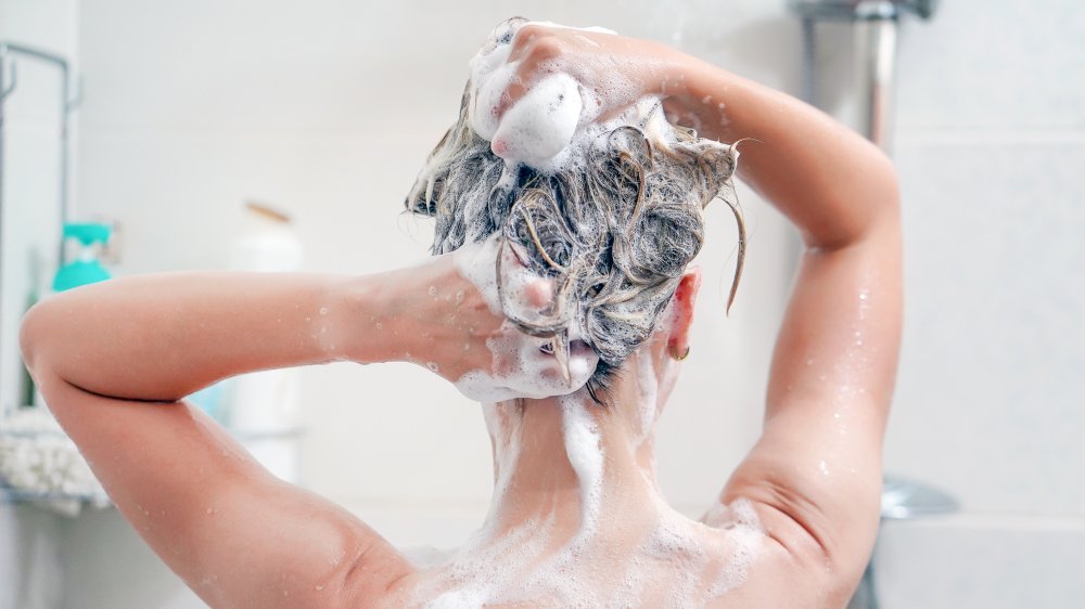 When You Wash Your Hair Every Day, This Is What Happens