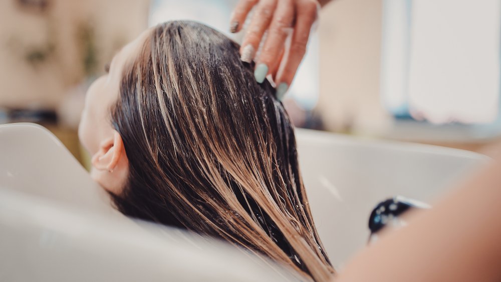 When You Wash Your Hair Every Day, This Is What Happens