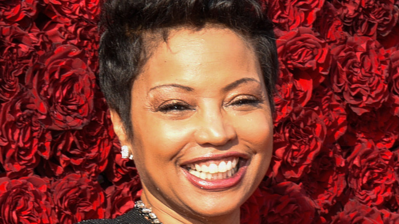 Lynn Toler smiling close up