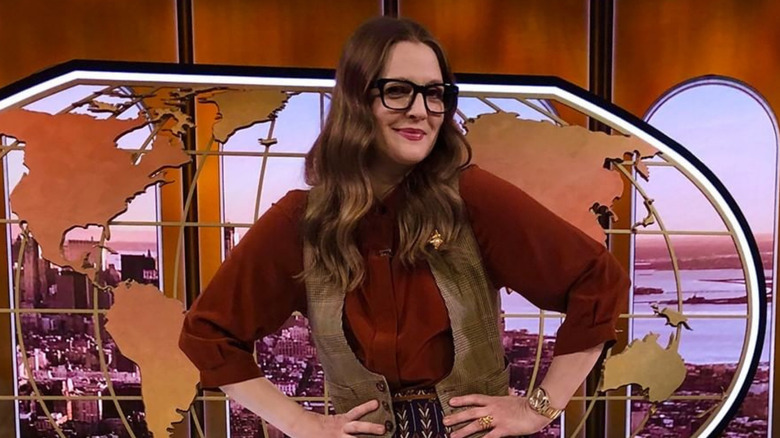 drew barrymore's 70s-inspired fashion on the drew barrymore show