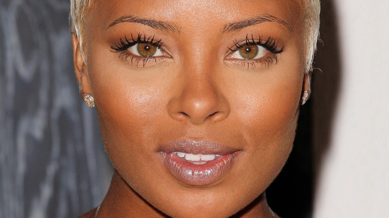 Eva Marcille short hair