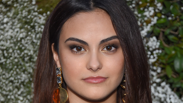 Camila Mendes in a Veronica Lodge-style outfit