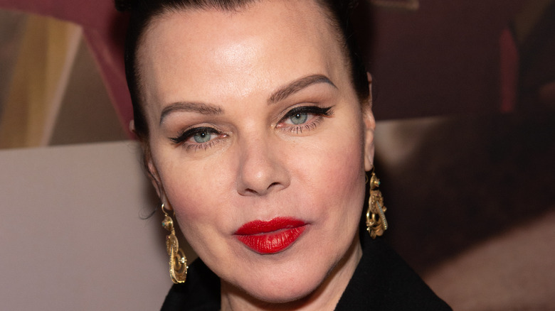 Debi Mazar close-up