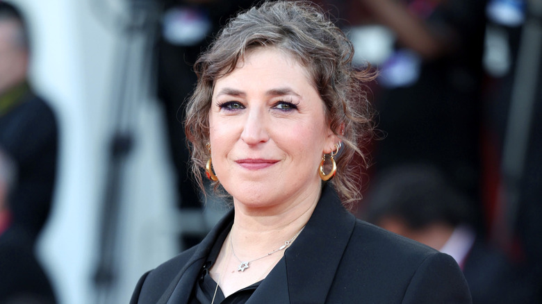 Mayim Bialik on the red carpet