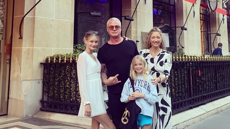 Rebecca Gayheart and Eric Dane with their daughters in France