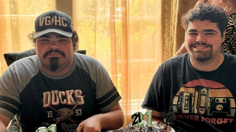 Justin and Jordan Rogers celebrate their 21st birthday in Instagram photo