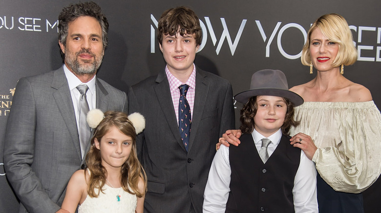 Mark Ruffalo with his children and wife