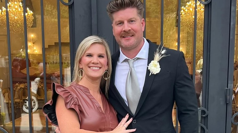 Dale and Crystal Mills smiling