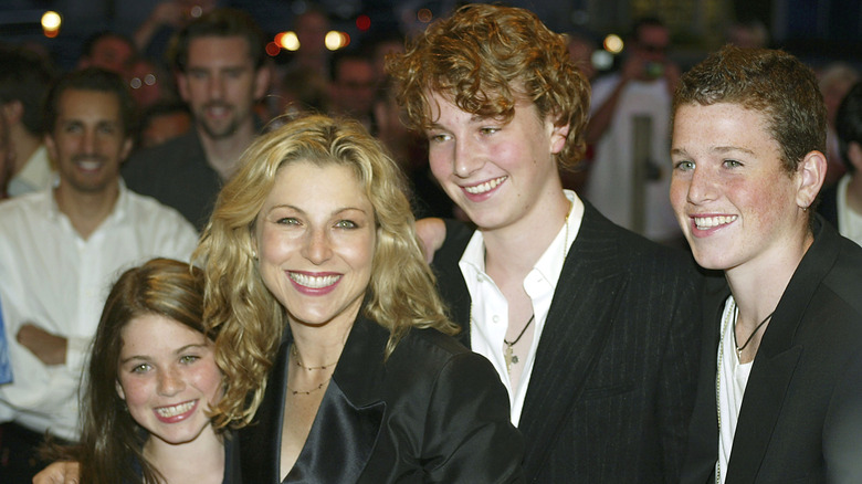 Tatum O'Neal smiling with her kids Kevin, Sean, and Emily at the "Paper Moon" 30th anniversary in 2003