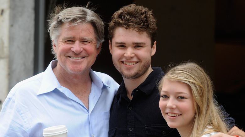 Treat williams posing with children, Gill and Ellie