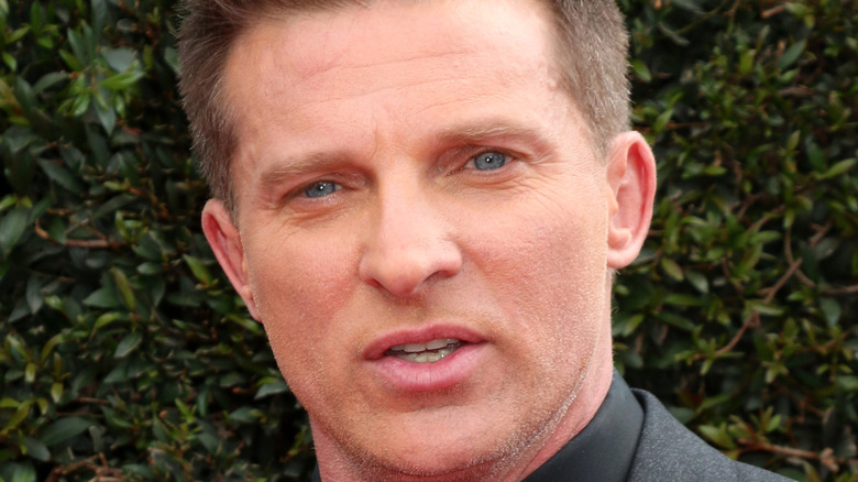 Steve Burton posing