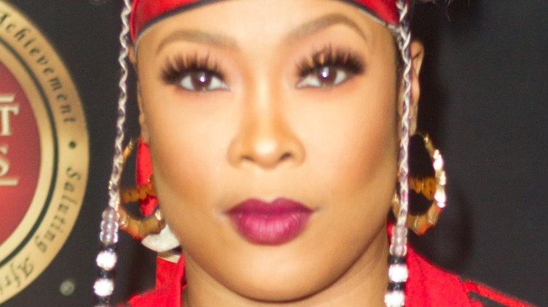 Da Brat close-up