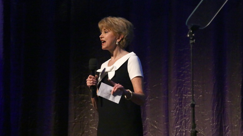Jane Pauley speaking onstage