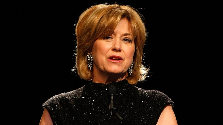 Jane Pauley speaking onstage
