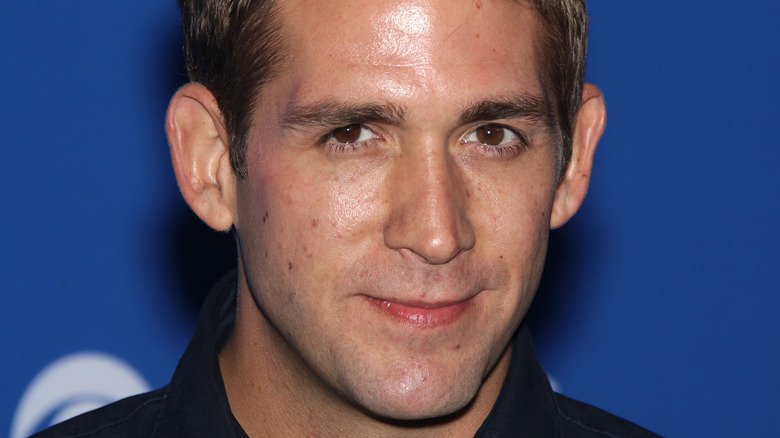 Eric Szmanda on the red carpet 