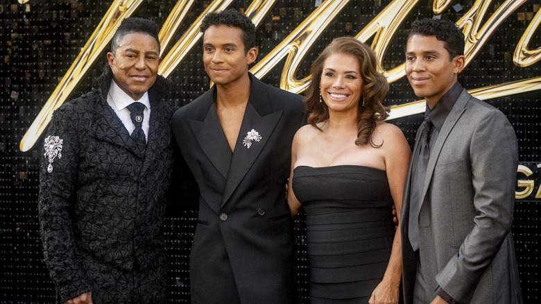 Jaafar Jackson with his family at the premiere of Michael