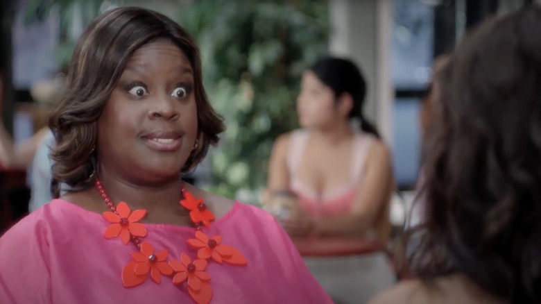 Retta as Barbara in a scene from "Girlfriends' Guide to Divorce"