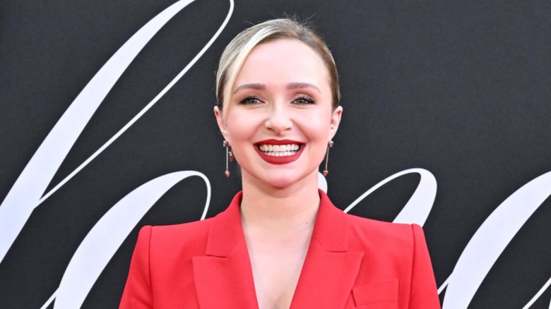 Hayden Panettiere smiling