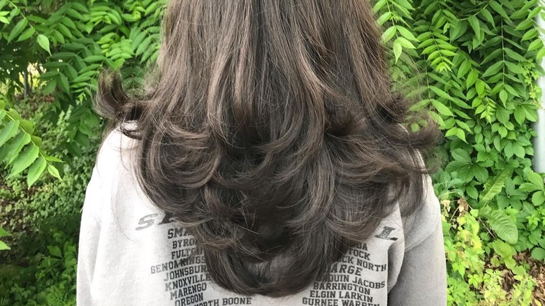 curly hair with u-shape cut