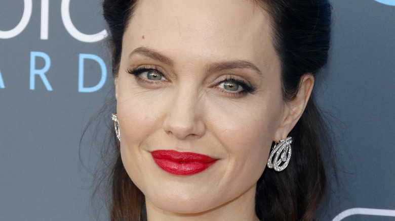 Angelina Jolie with bright red lips 