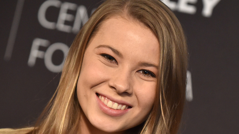 Bindi Irwin smiling on the red carpet 