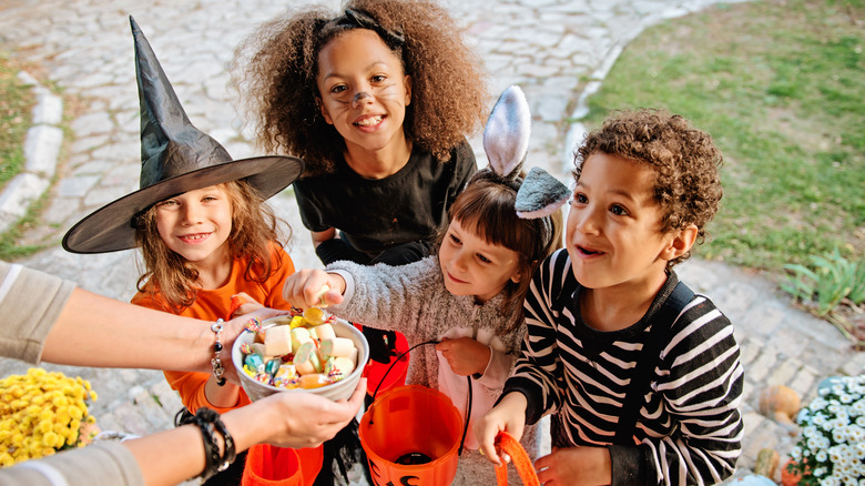 Children trick or treating on Halloween