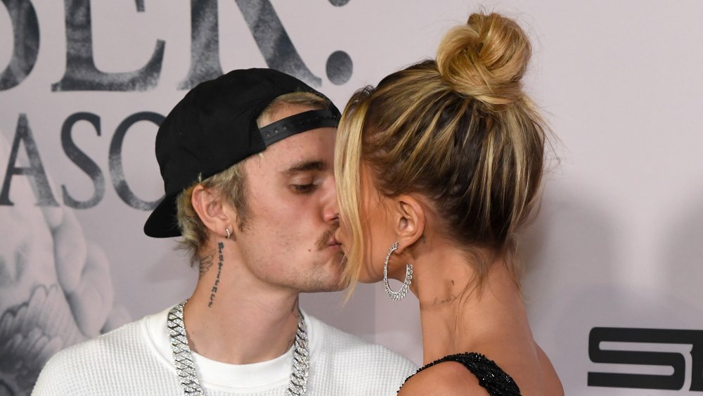 Hailey Baldwin kissing Justin Bieber in public