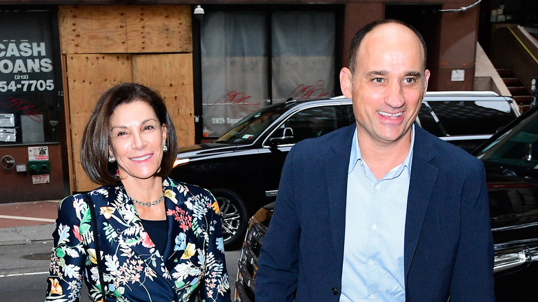 Hilary Farr with David Visentin 