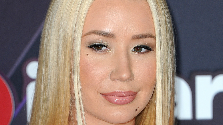 Iggy Azalea smiling