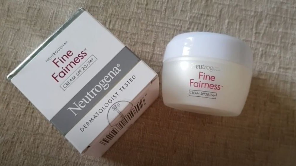 Johnson & Johnson's Neutrogena Fine Fairness cream