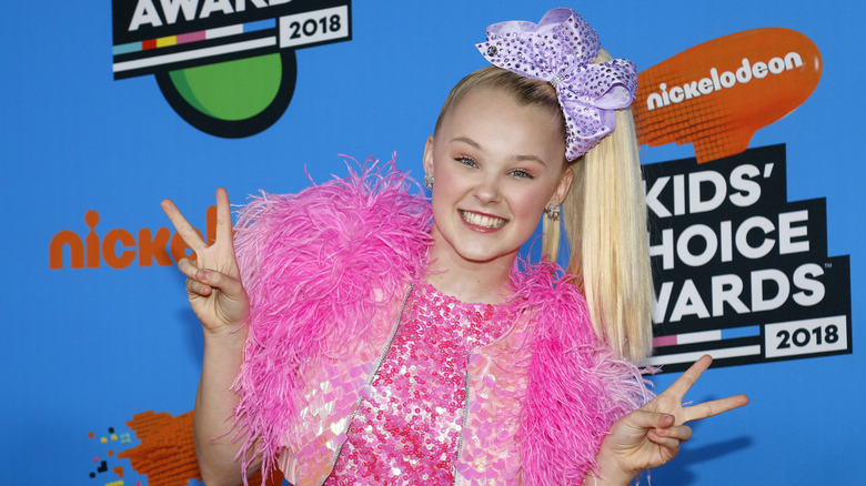 JoJo Siwa posing