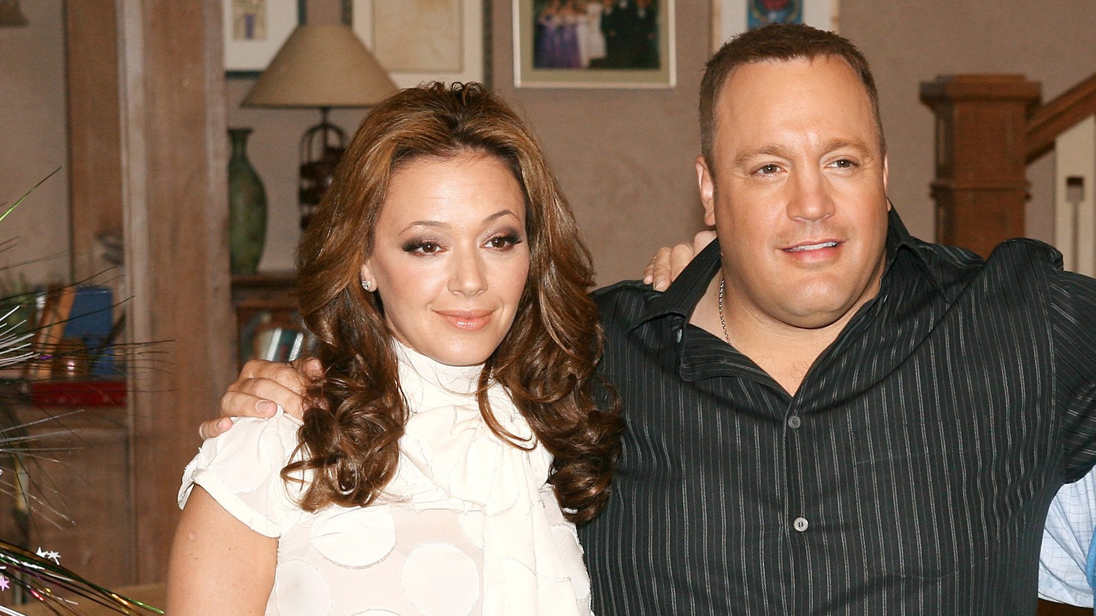 Why Kevin James And Leah Remini Struggled To Film Kissing Scenes On King Of Queens