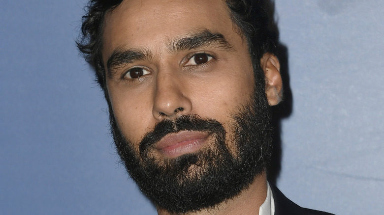 Kunal Nayyar on the red carpet