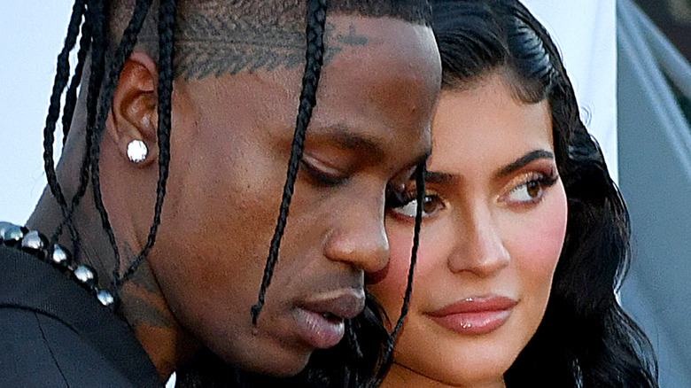 Kylie Jenner, Travis Scott, red carpet