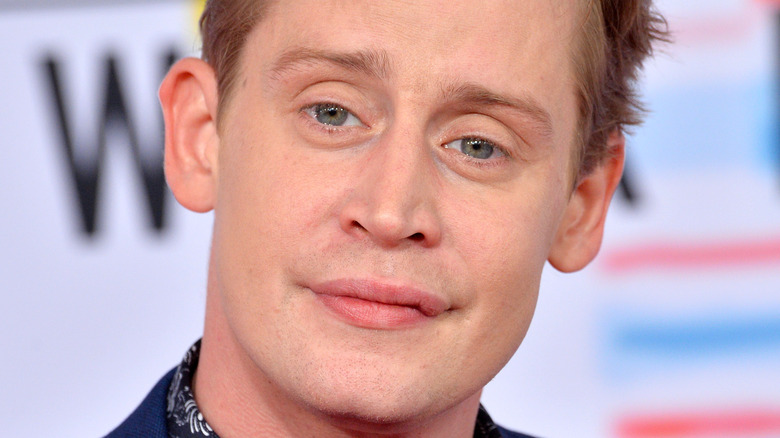 Macaulay Culkin raising an eyebrow