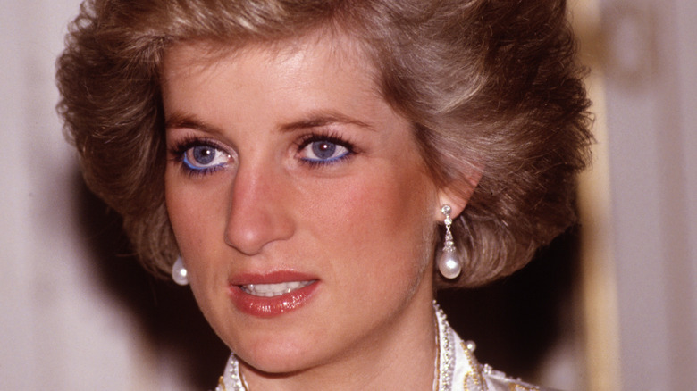 Princess diana with pearl drop earrings 