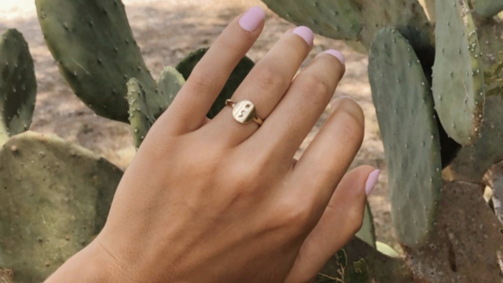 Olivia Plath's ring